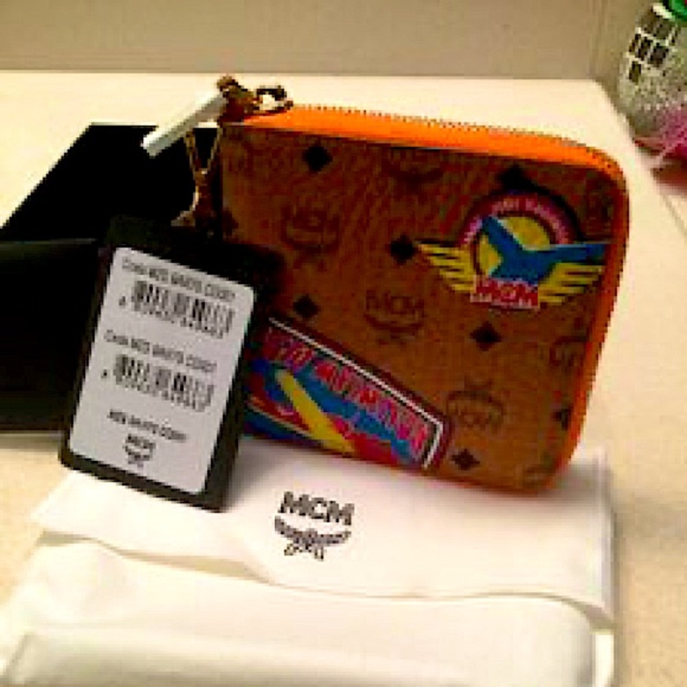 MCM Visetos travel wristlet